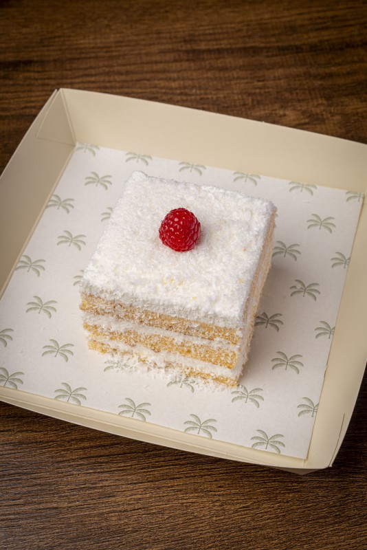 Coconut cake 